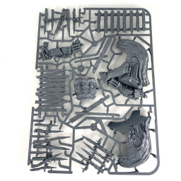 Fallen Sigmar Statue