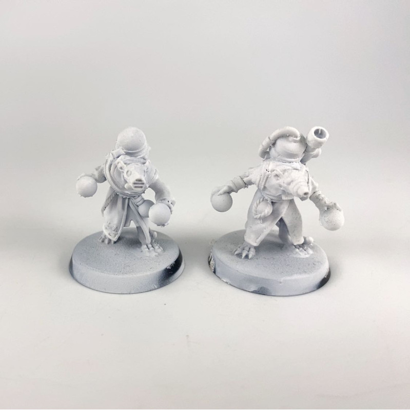Acolyte Globadiers