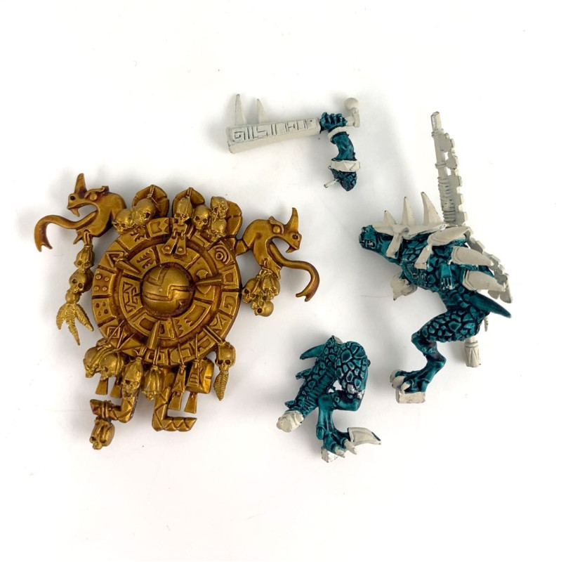 Saurus Scar-Veteran with Battle Standard