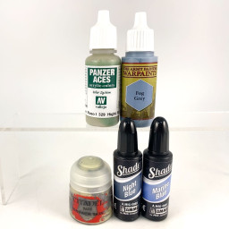 Lot de diverses peintures - Neuf