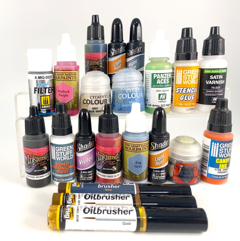 Lot de diverses peintures - Neuf