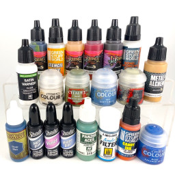Lot de diverses peintures - Neuf
