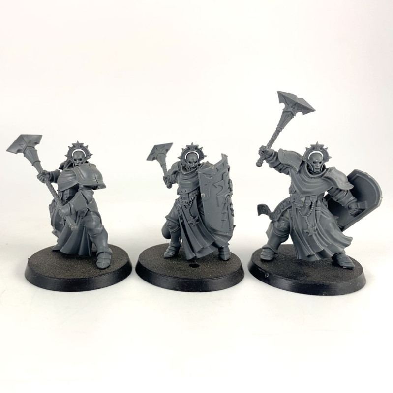 Sequitors (Legend)
