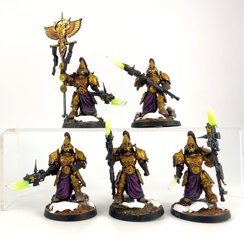 Custodian Wardens Vexilus Praetor