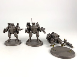 XV8 Crisis battlesuit old version