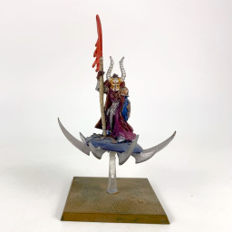 Tzeentch Chaos Lord on Disc...