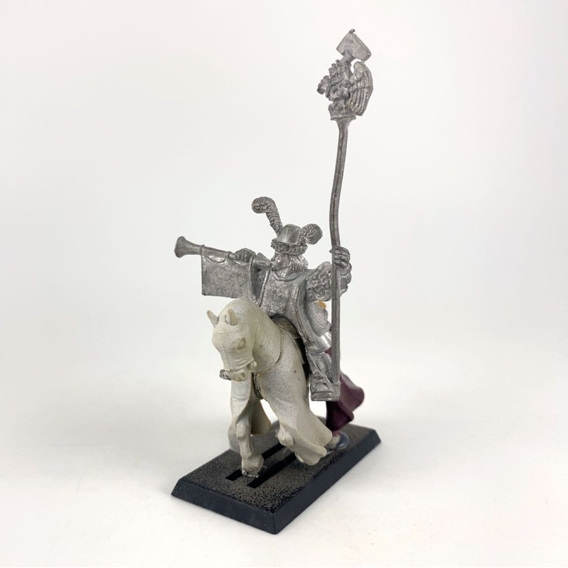 Imperial herald with standard
