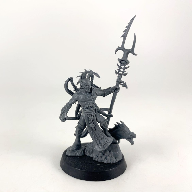 Akhelian Thrallmaster
