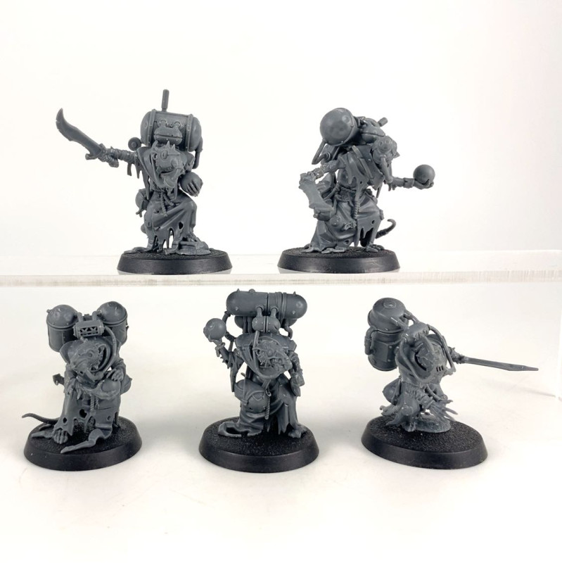 Acolyte Globadiers