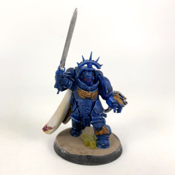 Captain in gravis armour