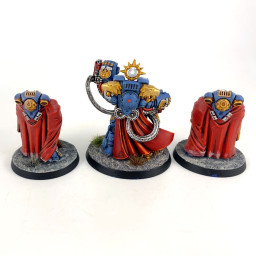 Marneus Calgar with Victrix honnor guards
