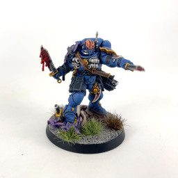 Primaris Lieutenant in Phobos Armor