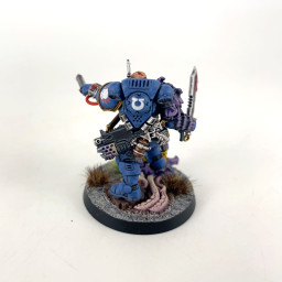 Primaris Lieutenant in Phobos Armor