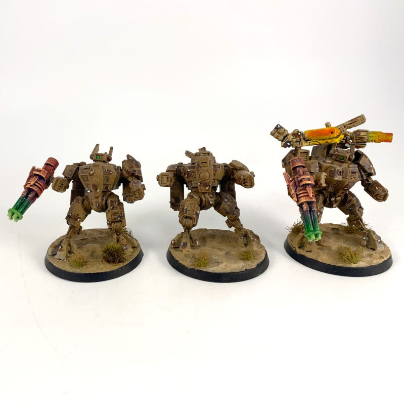 XV8 Crisis battlesuit incomplet