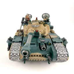 Char de combat Rogal Dorn