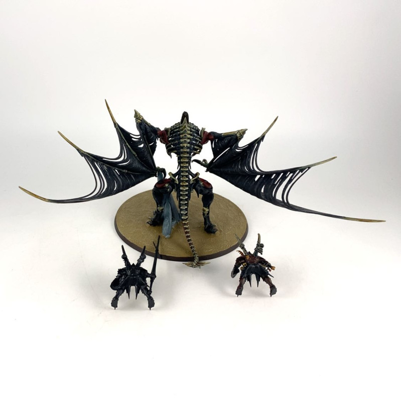 Vampire Lord sur Zombie Dragon