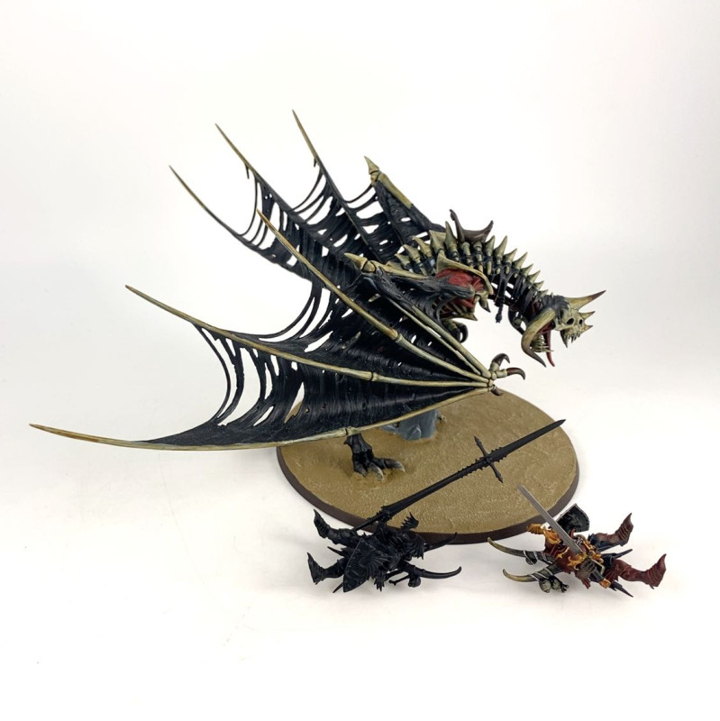 Vampire Lord sur Zombie Dragon