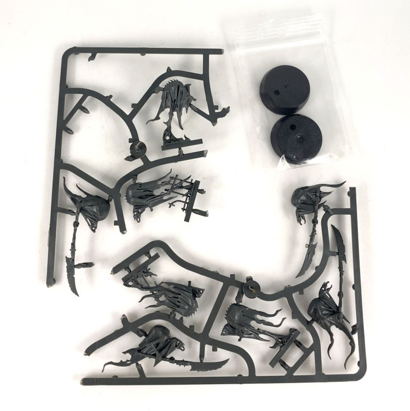 Glaivewraith Stalkers