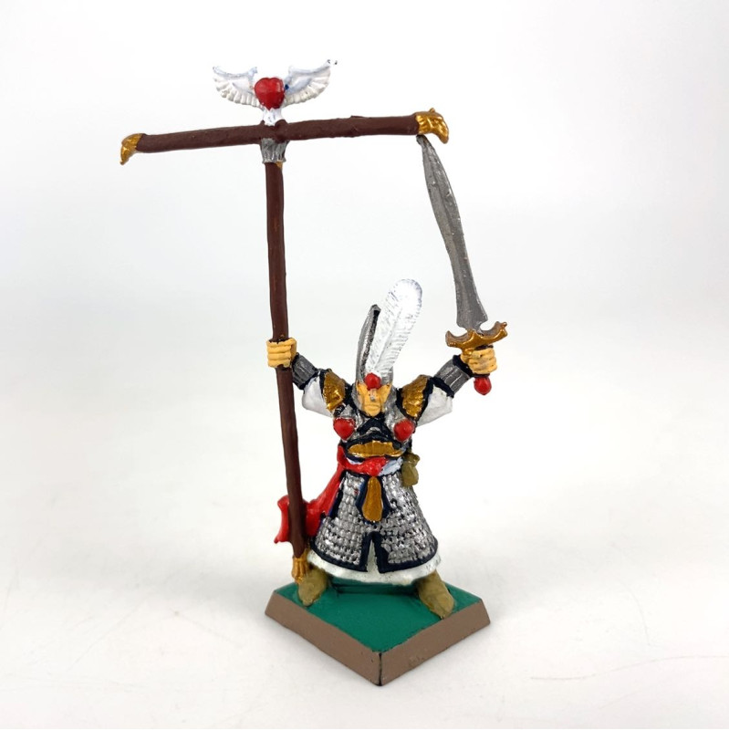 High Elf Standard Bearer