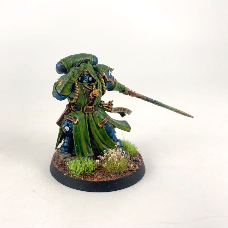 Primaris Librarian en armure Phobos