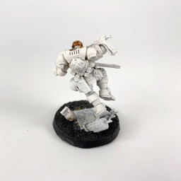Lieutenant in Reiver Armour